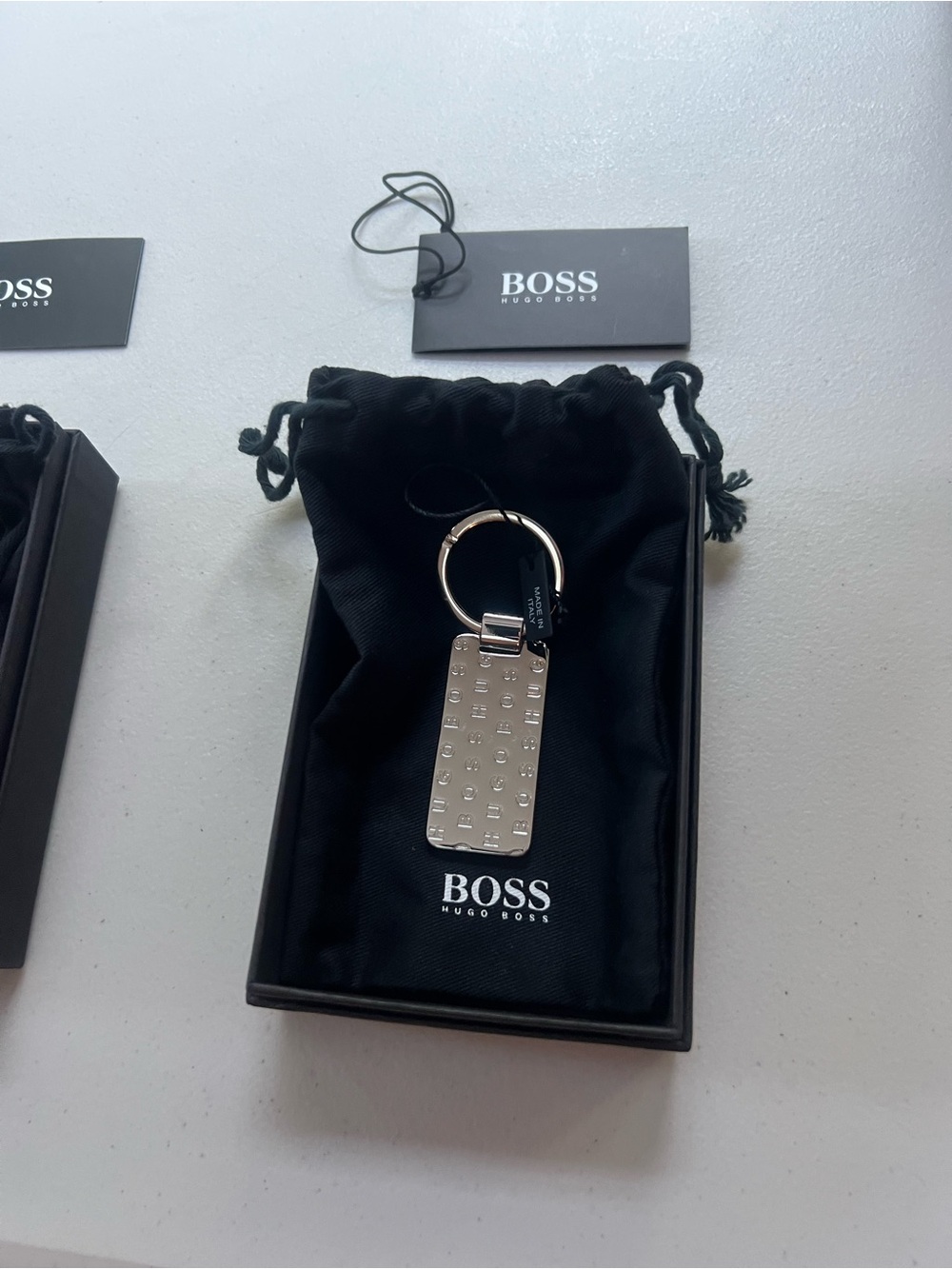 Hugo Boss Silver Logo-Pattern Metal Keyring - Picture 2 of 3